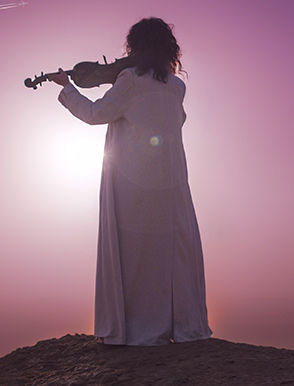 Violin-on-top-of-The-Edge