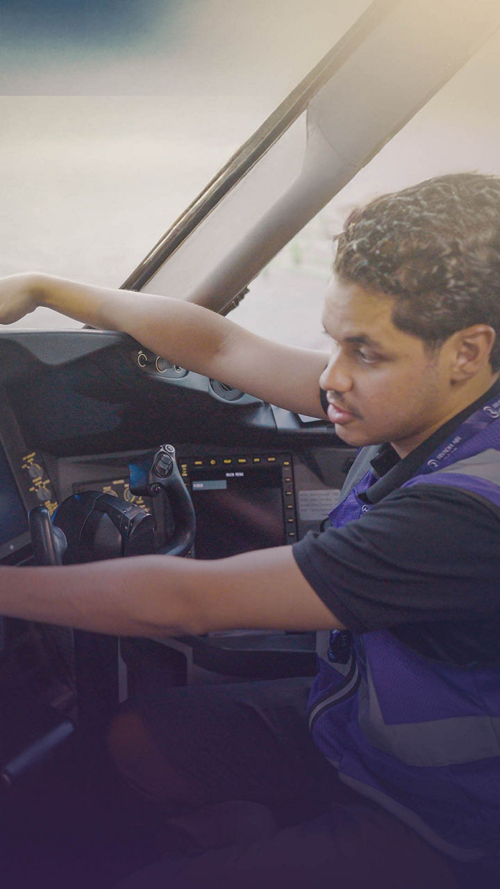 rx-careers-engineering-gradient_3-09092025