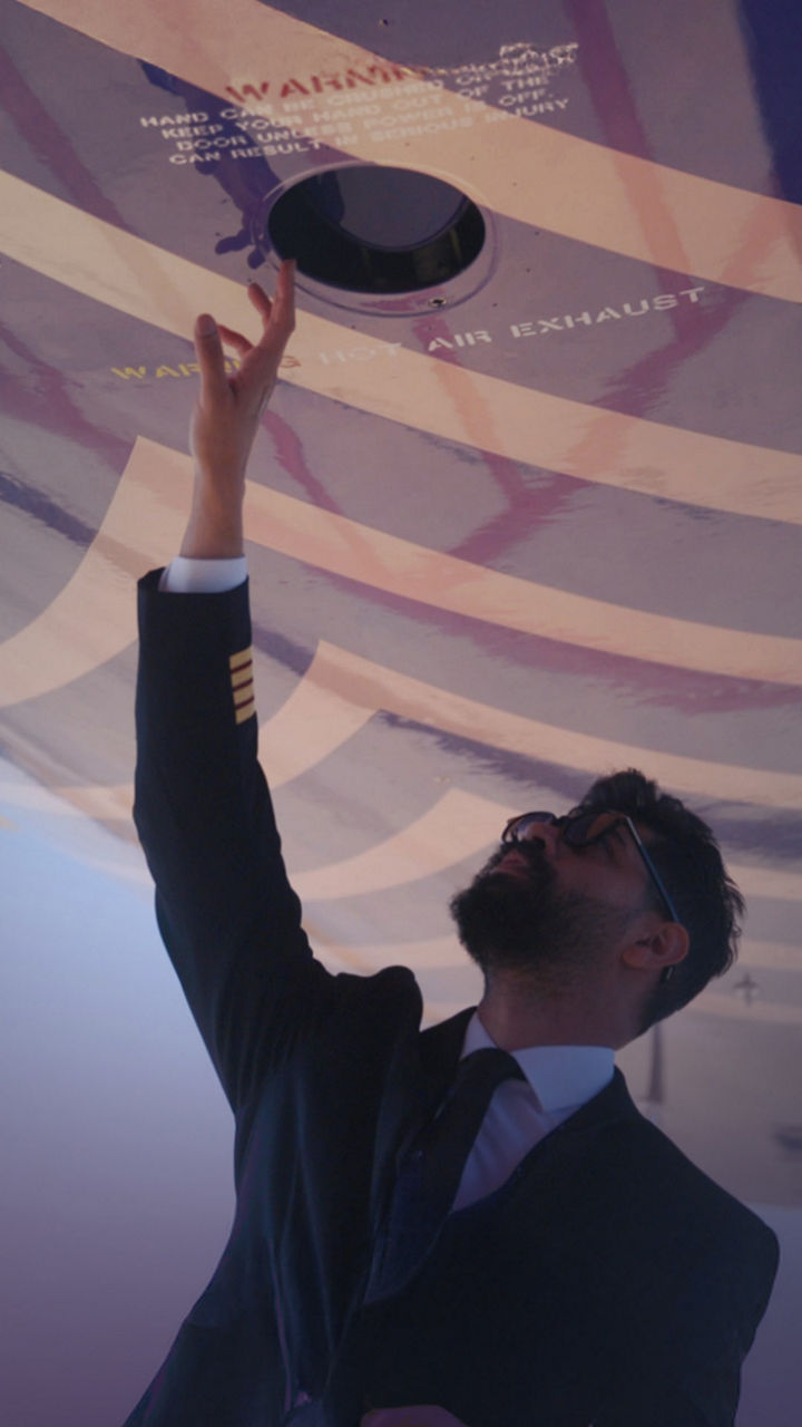 rx-careers-pilots-gradient-1-07092025