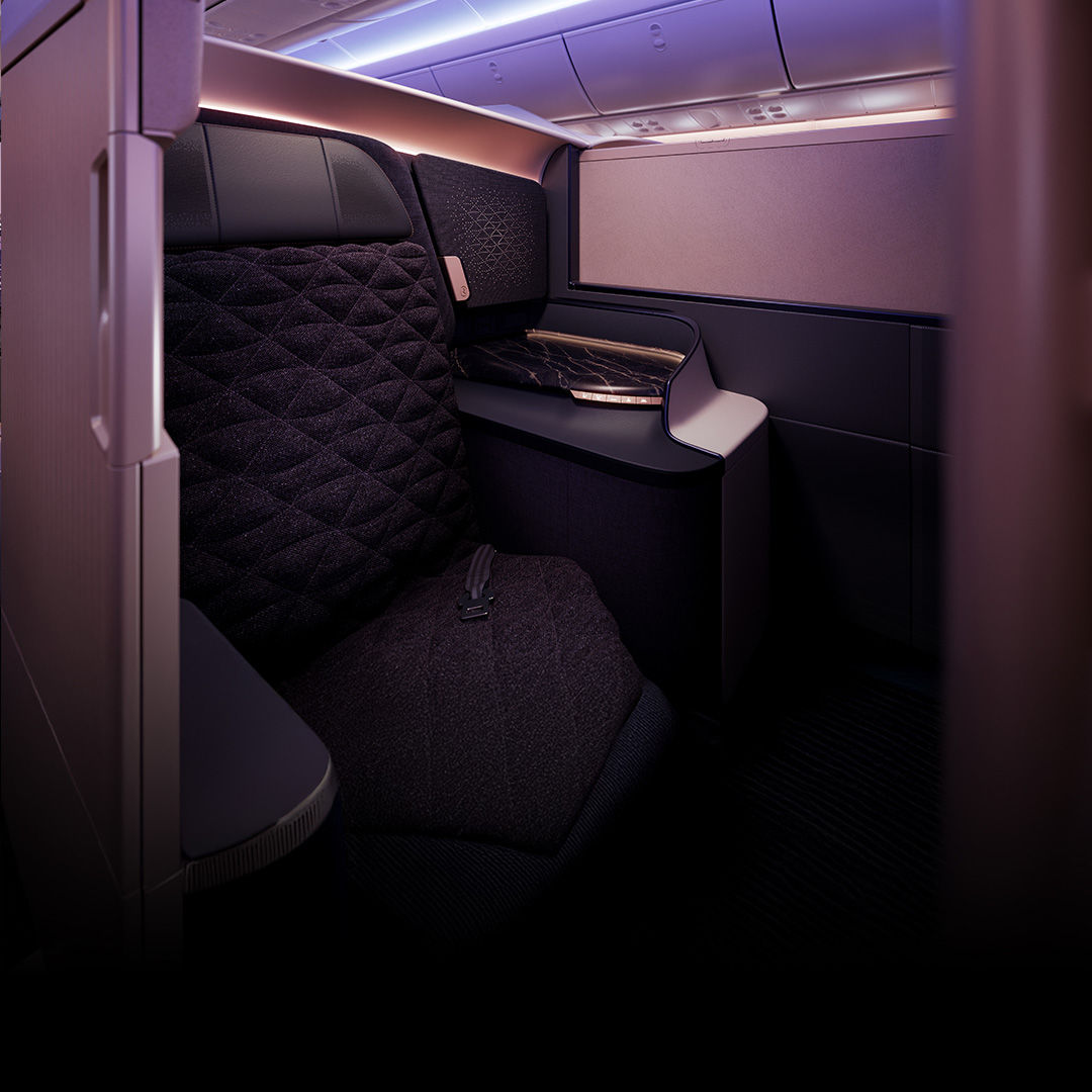 rx-experience-cabin-business-gradiant_card_3-13082025