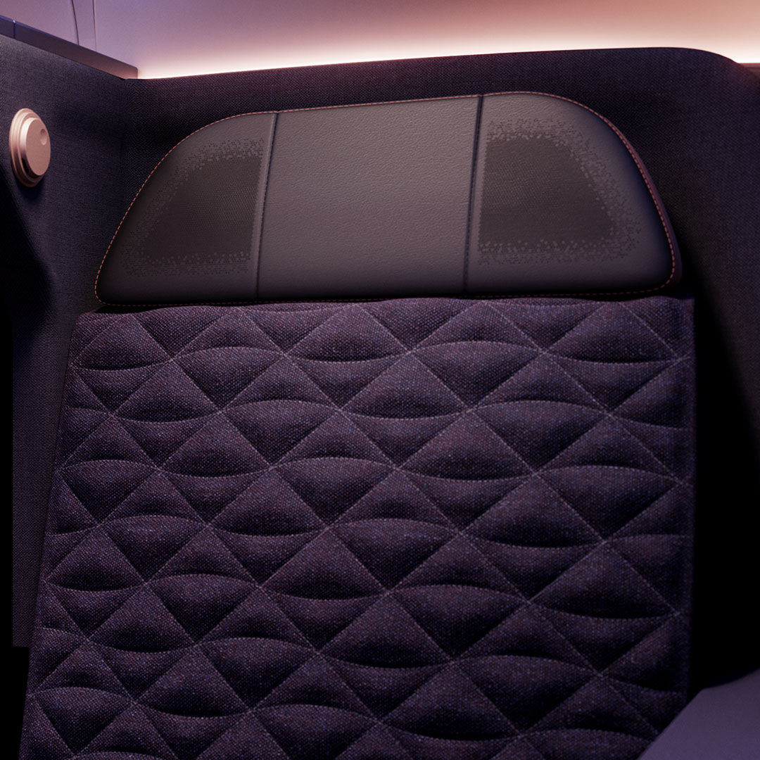 rx-experience-cabin-business-gradiant_card_5-13082025