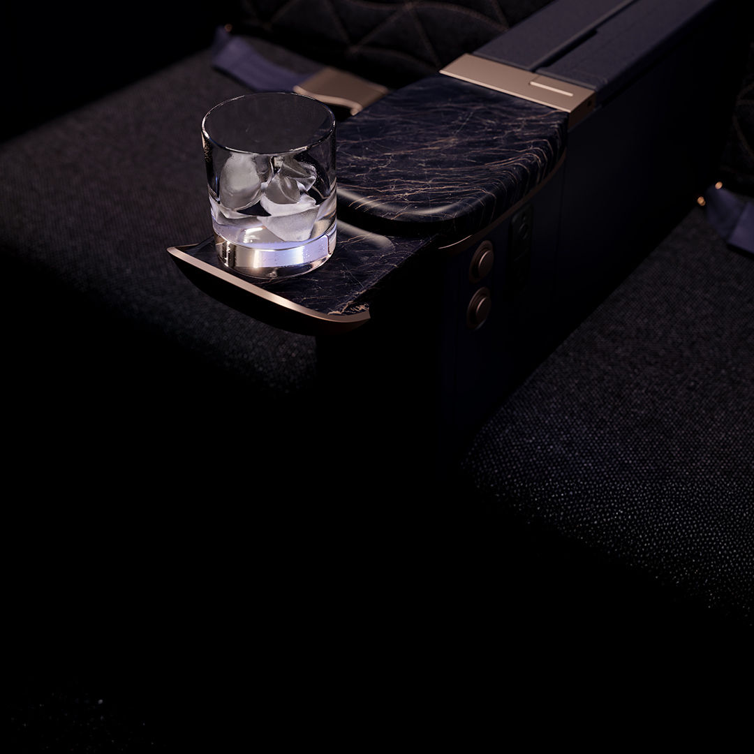 rx-experience-cabin-premium_economy-gradiant_card_1-13082025