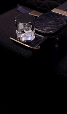 rx-experience-cabin-premium_economy-gradiant_card_1-13082025