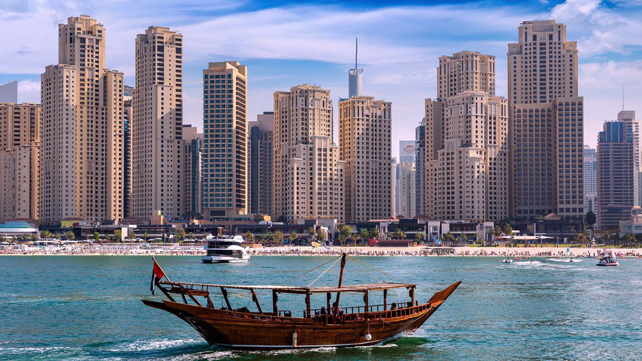 rx-where_we_fly-uae-dubai-card_5-27112025